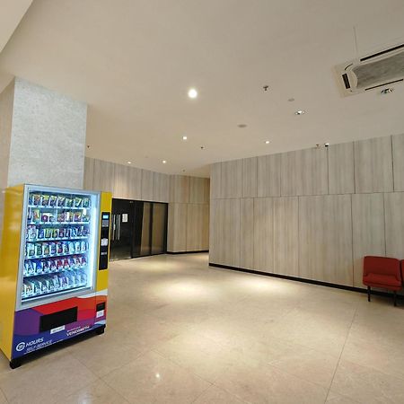 Santai Homestay Cyberjaya Exteriör bild